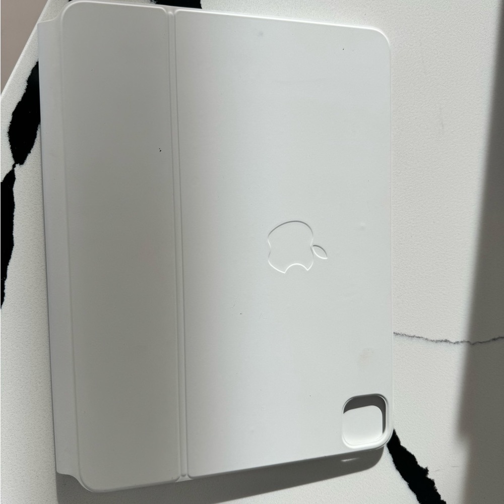 iPad Pro 11 inch Magic keyboard